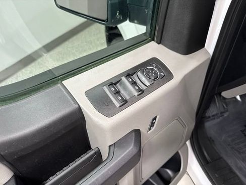 Used 2017 Ford F150 XL w/ XL Power Equipment Group AWD/4WD image 9