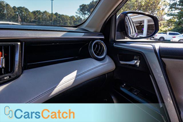 Used 2018 Toyota RAV4 Limited FWD image 31