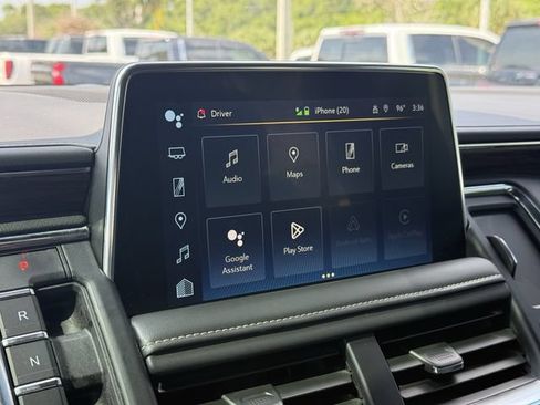 Used 2024 Chevrolet Tahoe Premier AWD/4WD image 26