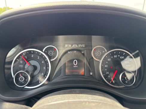 New 2026 RAM 1500 4x4 Crew Cab image 24