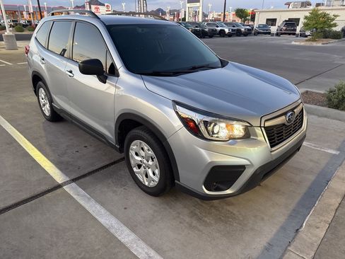 Used 2020 Subaru Forester w/ Alloy Wheel Package AWD/4WD image 12