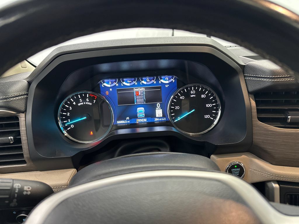 Used 2024 Ford Expedition Limited AWD/4WD image 32