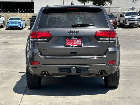 Used 2015 Jeep Grand Cherokee Altitude AWD/4WD image 8