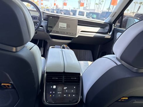 Used 2023 Rivian R1S Launch Edition AWD/4WD image 29
