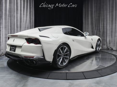 Used 2022 Ferrari 812 GTS RWD image 27