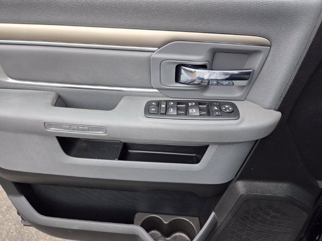 Used 2017 RAM 1500 Big Horn AWD/4WD image 17