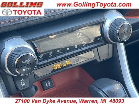 Used 2019 Toyota RAV4 Adventure image 32