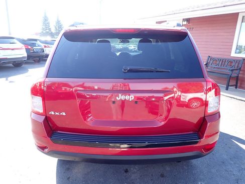 Used 2013 Jeep Compass Latitude AWD/4WD image 5