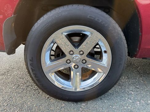 Used 2015 RAM 1500 Express image 10