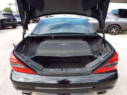 Used 2011 Mercedes-Benz SL 550 image 20