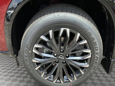 New 2026 Nissan Rogue Platinum w/ Platinum Premium Package image 7