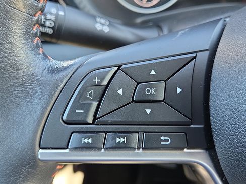 Used 2024 Nissan Sentra SR w/ SR Premium Package image 21