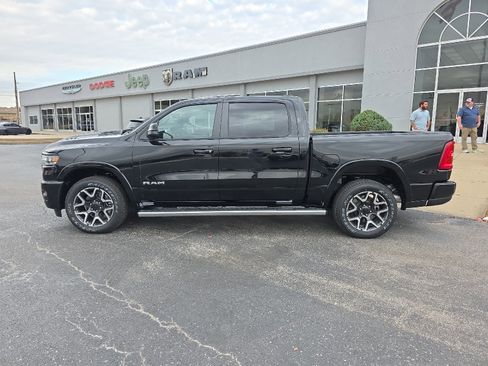 New 2026 RAM 1500 Laramie w/ Sport Appearance Package AWD/4WD image 8