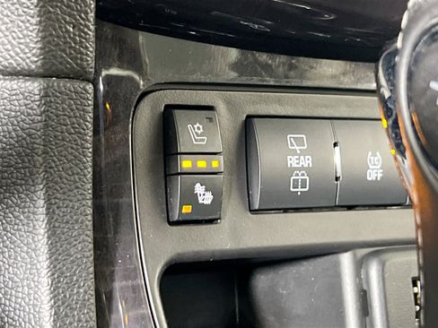 Used 2017 Buick Enclave Premium image 21