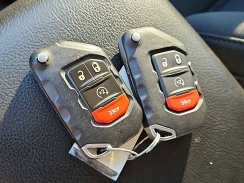 Used 2021 Jeep Wrangler Unlimited Rubicon w/ LED Lighting Group image 33