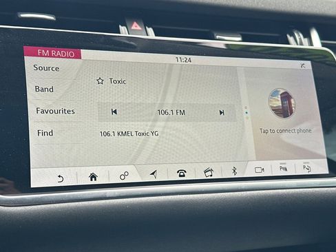 Used 2020 Land Rover Range Rover Evoque SE image 18