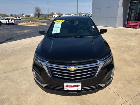 Used 2024 Chevrolet Equinox Premier image 6