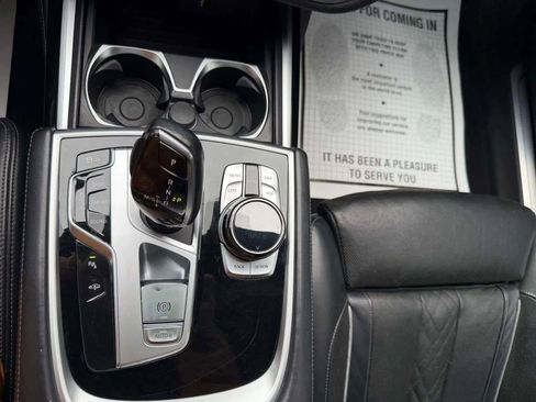 Used 2018 BMW 740i image 69