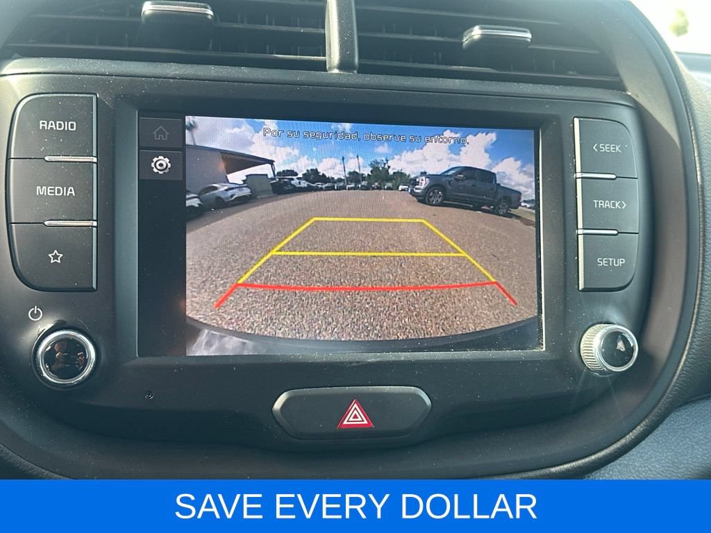Used 2023 Kia Soul LX w/ Option Group 015 FWD image 12