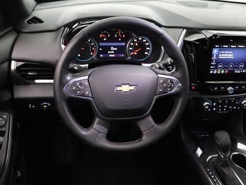 Used 2023 Chevrolet Traverse LT AWD/4WD image 17