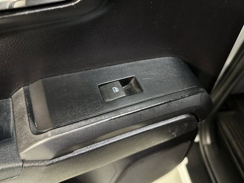 Used 2020 Toyota Tacoma TRD Off-Road image 24