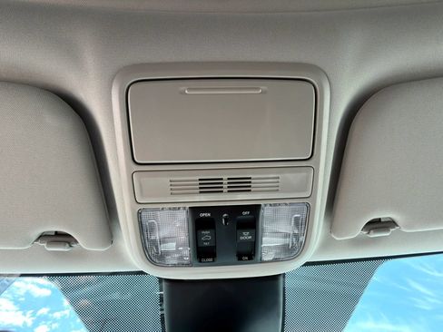 Used 2026 Honda Odyssey EX-L image 31
