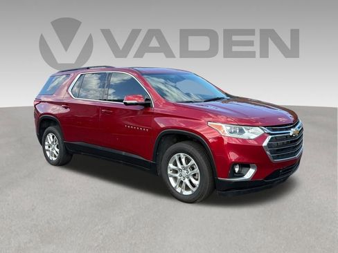 Used 2020 Chevrolet Traverse LT FWD image 1