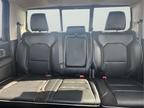 Used 2022 RAM 1500 Laramie AWD/4WD image 31