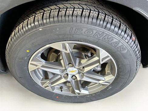 Used 2023 Chevrolet Blazer LT w/ Convenience Package image 11