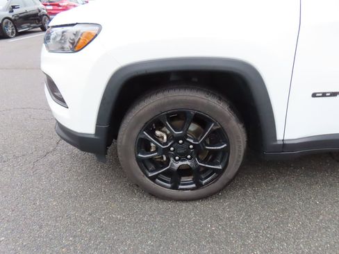 Used 2022 Jeep Compass Altitude w/ Sun and Sound Group image 12