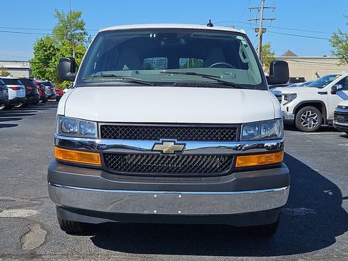 Used 2024 Chevrolet Express 3500 LT w/ LT Preferred Equipment Group RWD image 2
