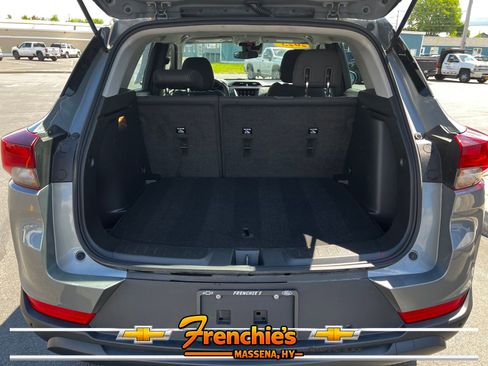 Used 2023 Chevrolet TrailBlazer LS AWD/4WD image 5