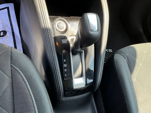 Used 2020 Nissan Kicks SV FWD image 23