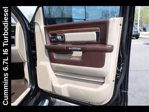 Used 2017 RAM 2500 Laramie w/ Convenience Group AWD/4WD image 19