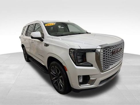 Used 2022 GMC Yukon Denali image 3