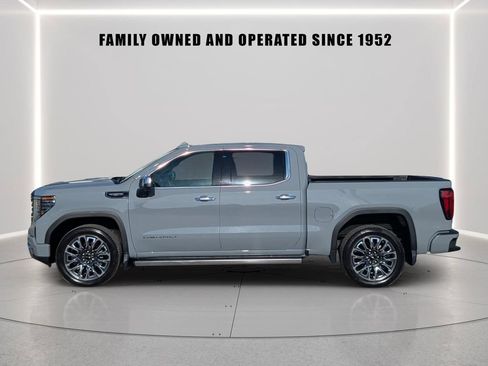 Used 2025 GMC Sierra 1500 Denali Ultimate AWD/4WD image 3