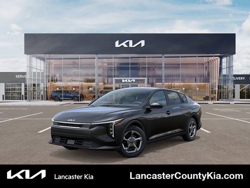 New 2026 Kia K4 LXS image 1