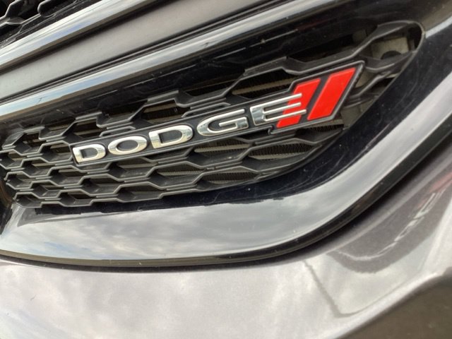 Used 2018 Dodge Journey SE w/ Connectivity Group FWD image 3