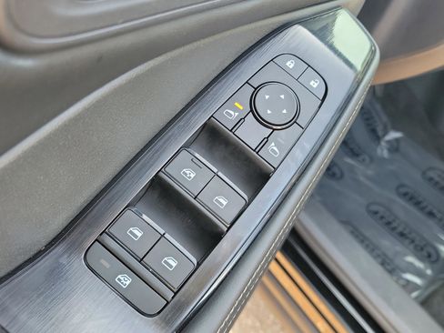 Certified 2024 Nissan Rogue SV w/ SV Premium Package image 21