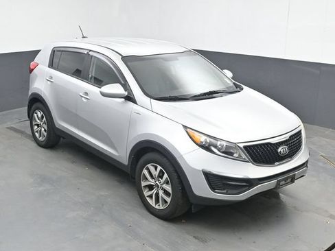 Used 2016 Kia Sportage LX AWD/4WD image 32