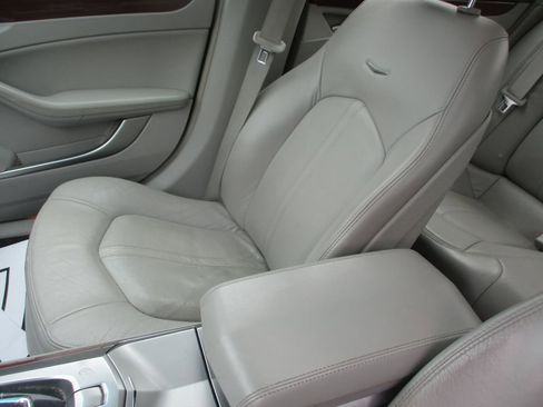 Used 2009 Cadillac CTS 3.6 AWD image 12