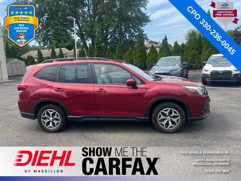 Used 2023 Subaru Forester Premium AWD/4WD image 2