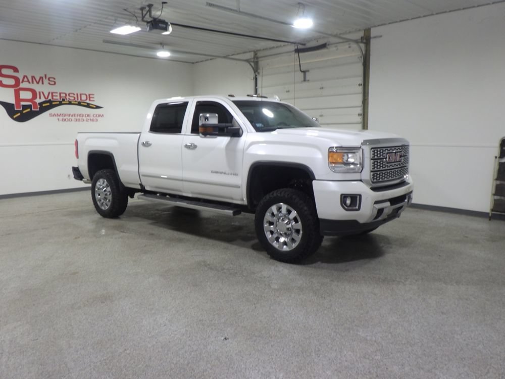 Used 2018 GMC Sierra 2500 Denali AWD/4WD image 5