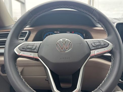 New 2026 Volkswagen Atlas SE image 20