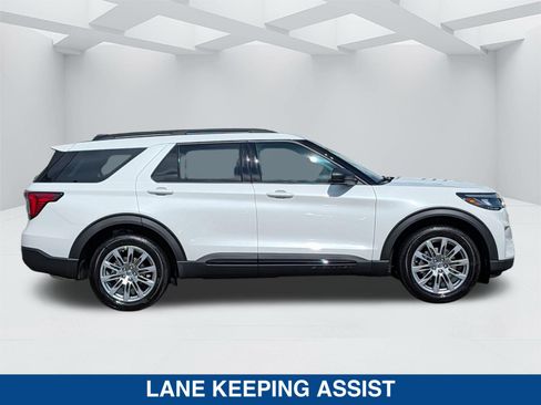 New 2026 Ford Explorer Active w/ Active Comfort Package AWD/4WD image 5