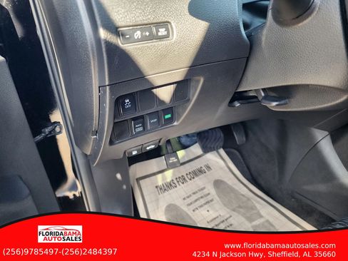 Used 2017 Nissan Rogue S AWD/4WD image 14