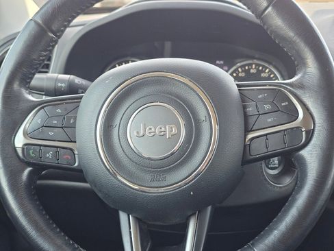Used 2020 Jeep Renegade Limited w/ UConnect 8.4 Nav Group image 17