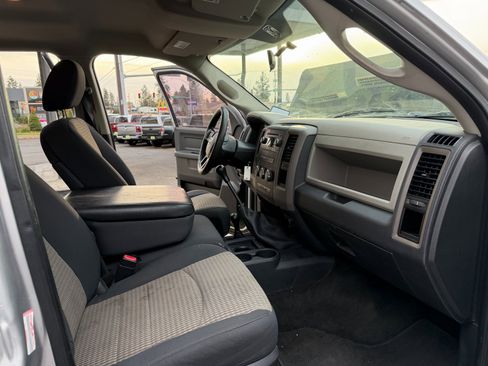 Used 2012 RAM 3500 ST w/ Chrome Appearance Group image 13