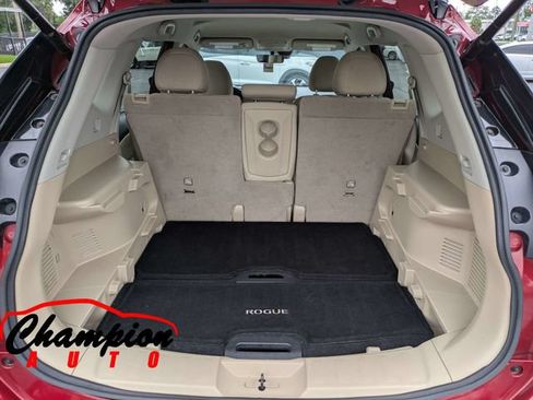 Used 2019 Nissan Rogue SV FWD image 15