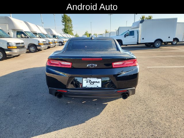 Used 2018 Chevrolet Camaro LT RWD image 8